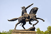 Shivaji-Statue-2.jpg