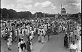 स्वतंत्रता दिवस मनाते भारतीय, 15 अगस्त 1947, राजपथ, नई दिल्ली Independence Day celebrations, 15th August 1947, Rajpath, New Delhi.