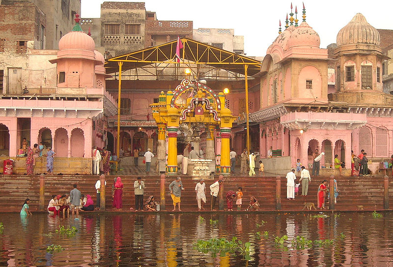 चित्र:Vishram-Ghat-Mathura-1.jpg