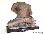 सिर विहीन बुद्ध प्रतिमा Headless Image of Buddha