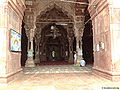ताजुल मस्जिद का भीतरी दृश्य
