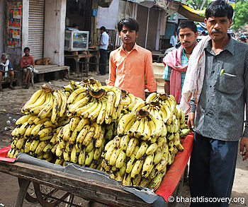 केला विक्रेता, मथुरा