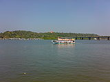 Mandovi-River-Panjim.jpg